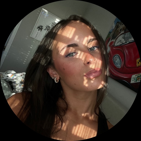 ava_lax